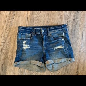 Brand new American Eagle size 8 Jean shorts distressed!